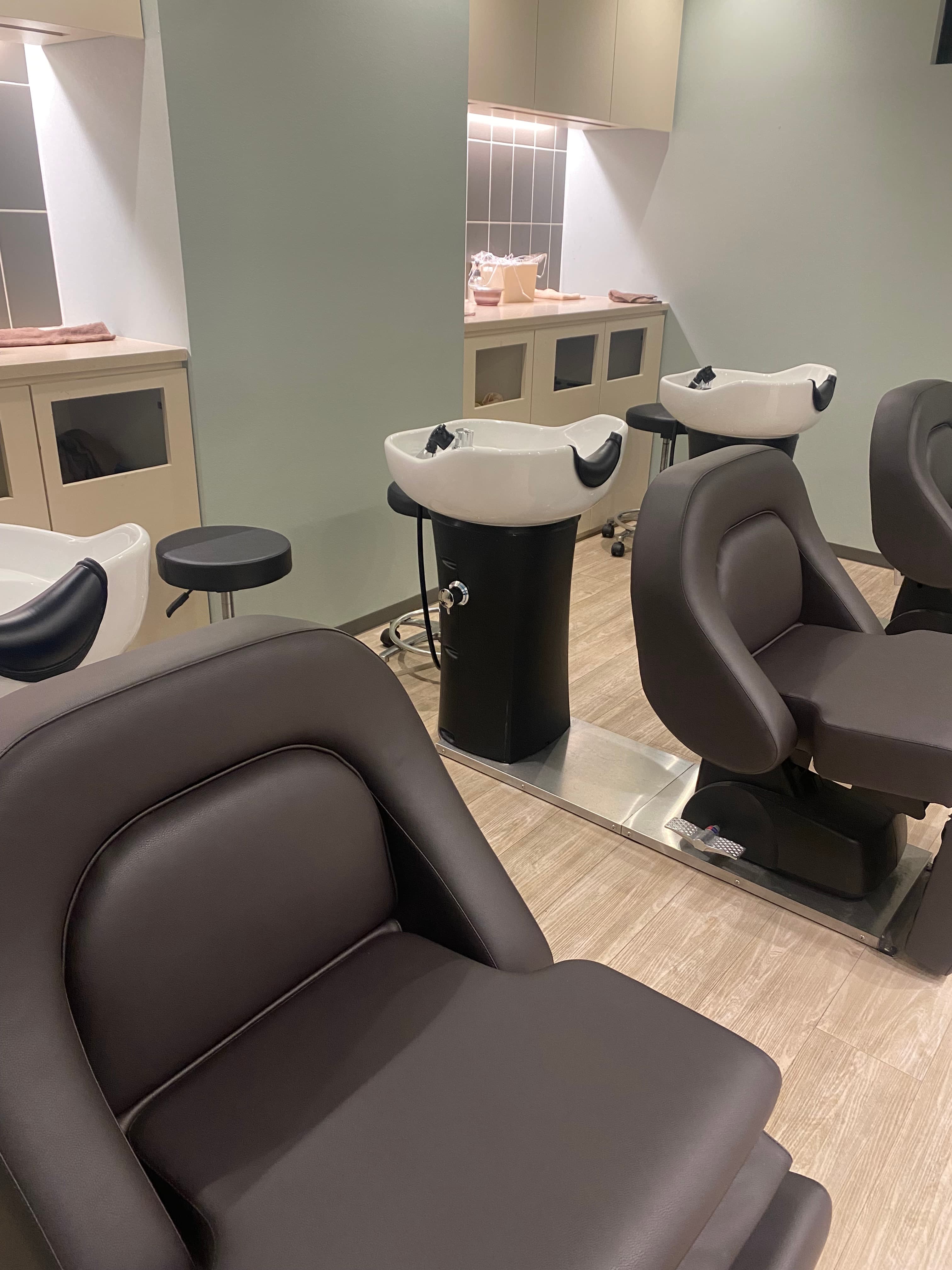 施術スペース・サロン内の様子